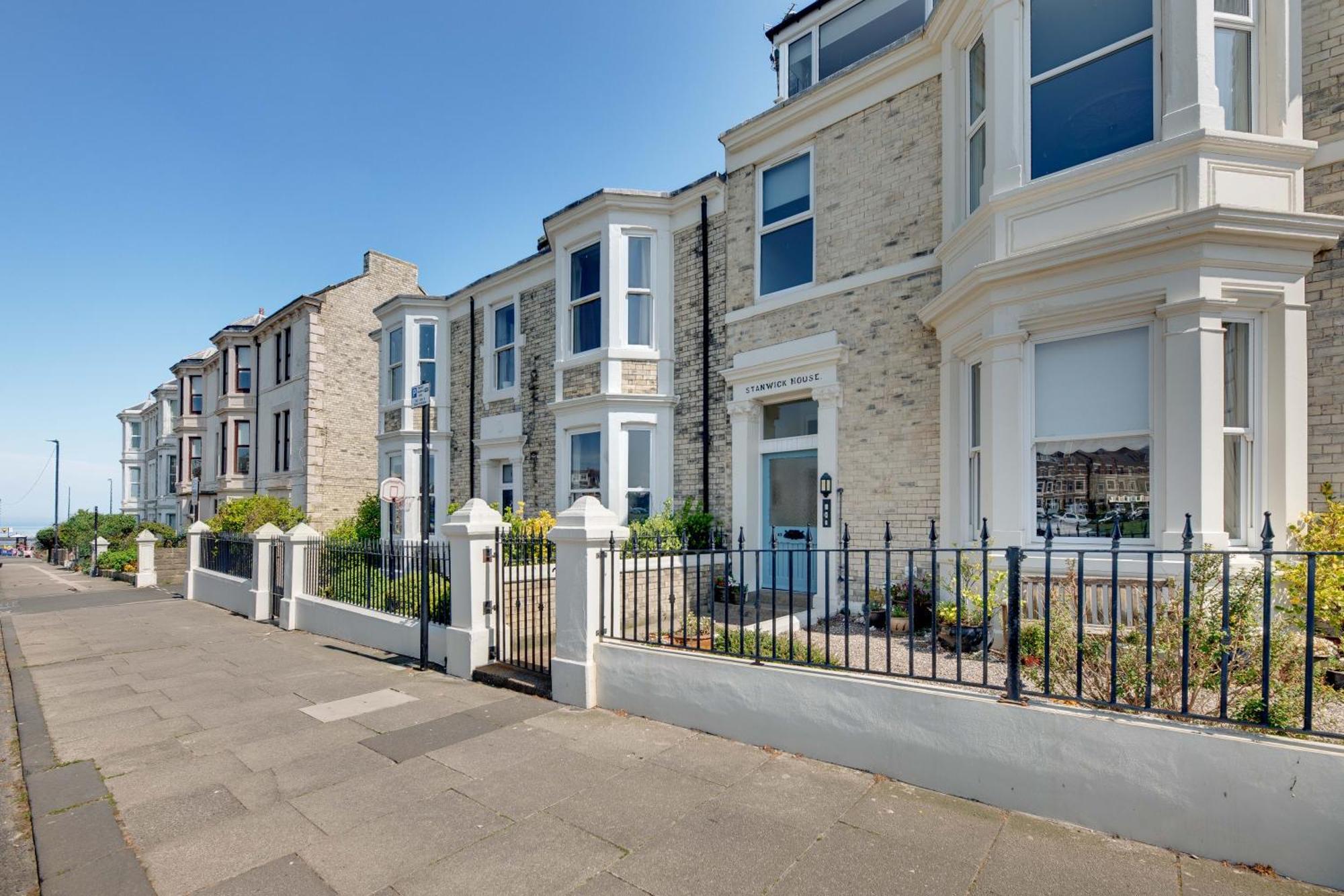 Percy Apartments - By Week2Week Tynemouth Exterior photo